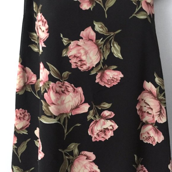 Band of Gypsies Floral Sleeveless Shift Dress - Picture 5 of 6